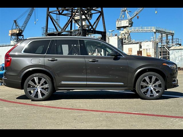 2025 Volvo XC90 Plug-In Hybrid Plus