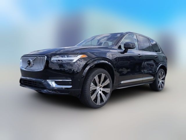 2025 Volvo XC90 Plug-In Hybrid Plus