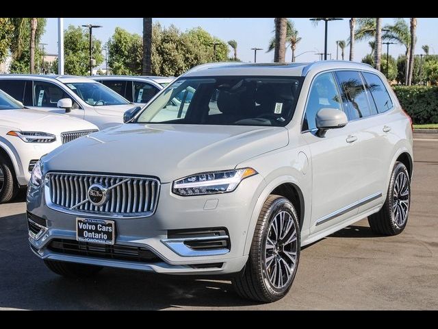 2025 Volvo XC90 Plug-In Hybrid Plus