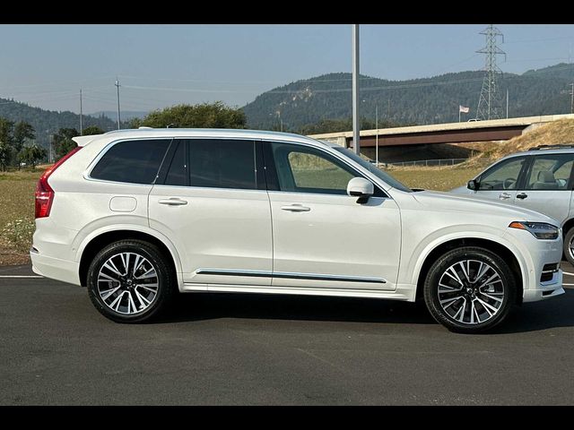 2025 Volvo XC90 Plug-In Hybrid Plus