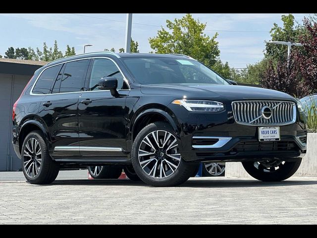 2025 Volvo XC90 Plug-In Hybrid Plus