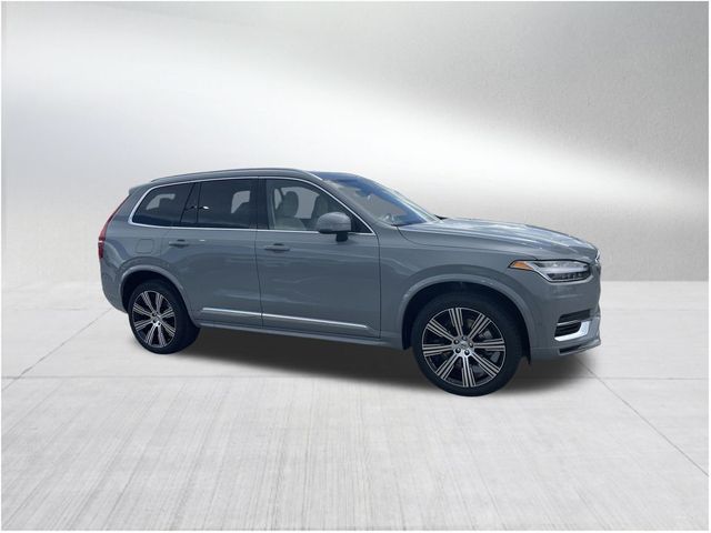 2025 Volvo XC90 Plug-In Hybrid Plus