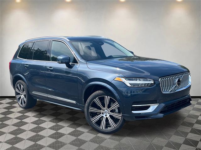 2025 Volvo XC90 Plug-In Hybrid Plus