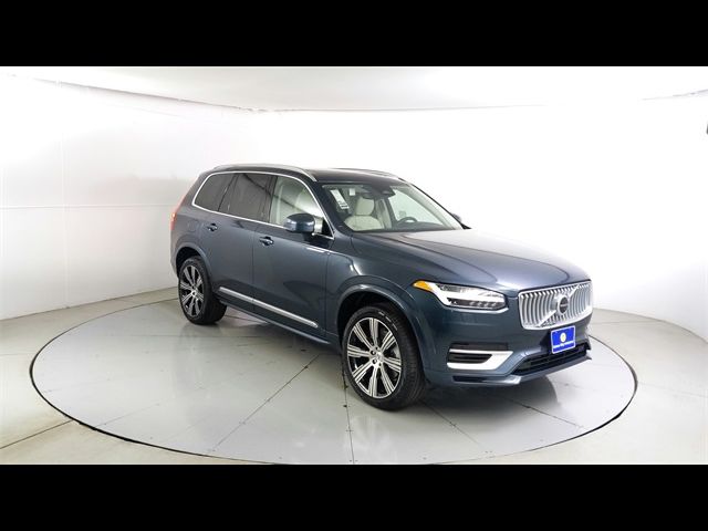 2025 Volvo XC90 Plug-In Hybrid Plus