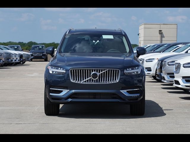 2025 Volvo XC90 Plug-In Hybrid Plus