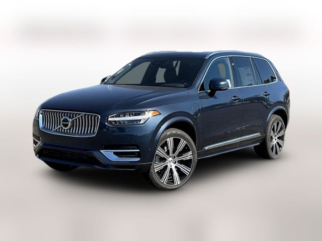 2025 Volvo XC90 Plug-In Hybrid Plus