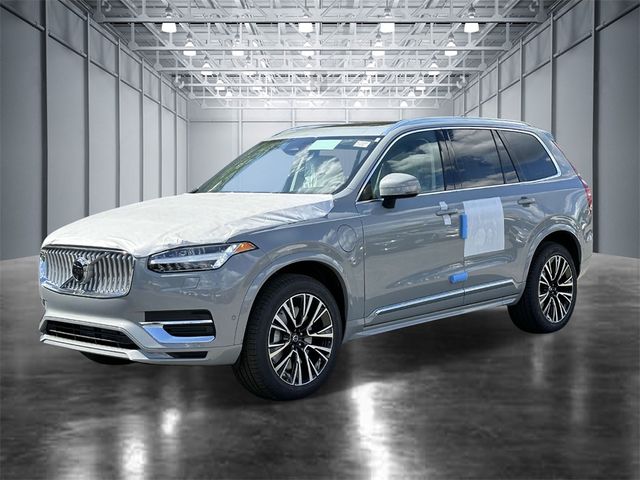 2025 Volvo XC90 Plug-In Hybrid Plus