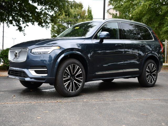 2025 Volvo XC90 Plug-In Hybrid Plus