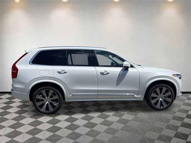 2025 Volvo XC90 Plug-In Hybrid Plus