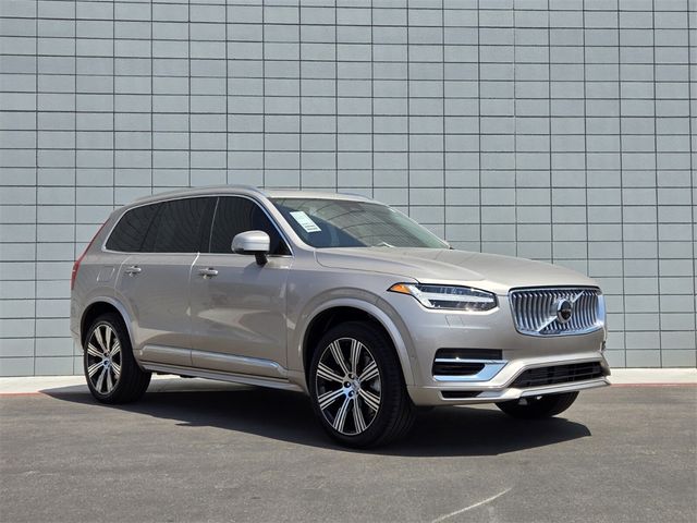 2025 Volvo XC90 Plug-In Hybrid Plus