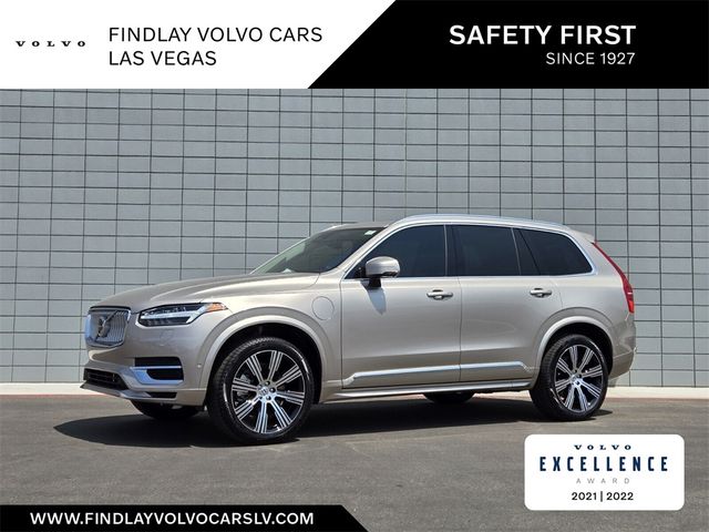 2025 Volvo XC90 Plug-In Hybrid Plus