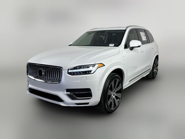 2025 Volvo XC90 Plug-In Hybrid Plus