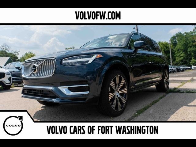 2025 Volvo XC90 Plug-In Hybrid Plus