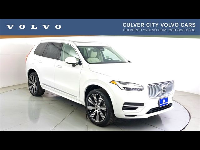 2025 Volvo XC90 Plug-In Hybrid Plus