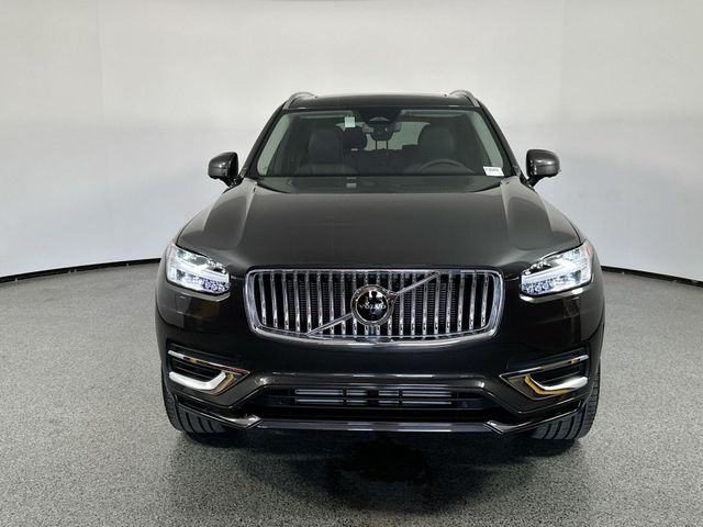 2025 Volvo XC90 Plug-In Hybrid Plus