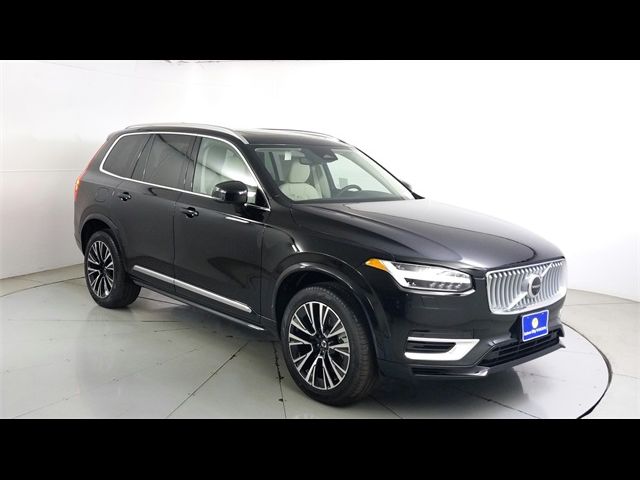 2025 Volvo XC90 Plug-In Hybrid Plus