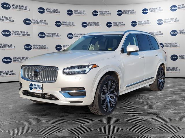 2025 Volvo XC90 Plug-In Hybrid Plus