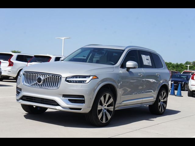 2025 Volvo XC90 Plug-In Hybrid Plus