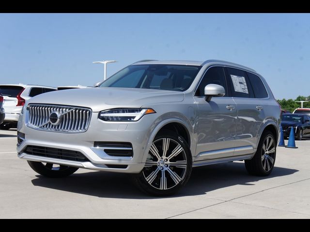 2025 Volvo XC90 Plug-In Hybrid Plus