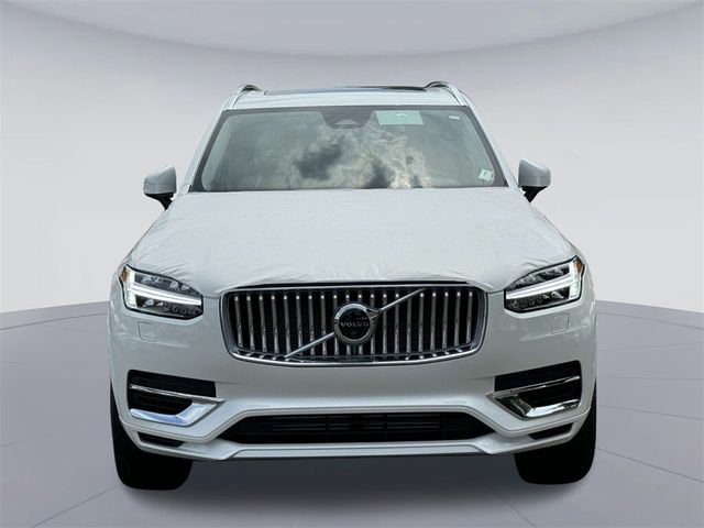 2025 Volvo XC90 Plug-In Hybrid Plus