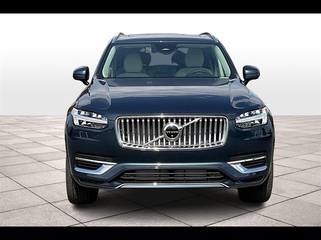 2025 Volvo XC90 Plug-In Hybrid Plus