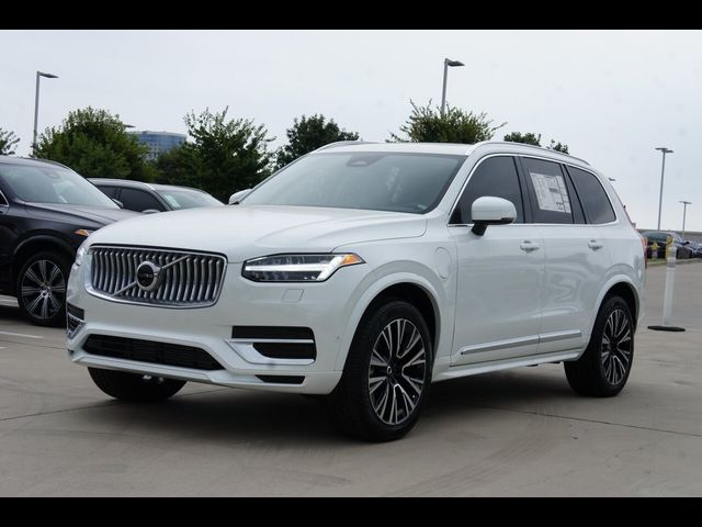 2025 Volvo XC90 Plug-In Hybrid Plus