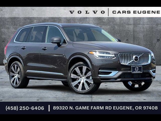 2025 Volvo XC90 Plug-In Hybrid Plus