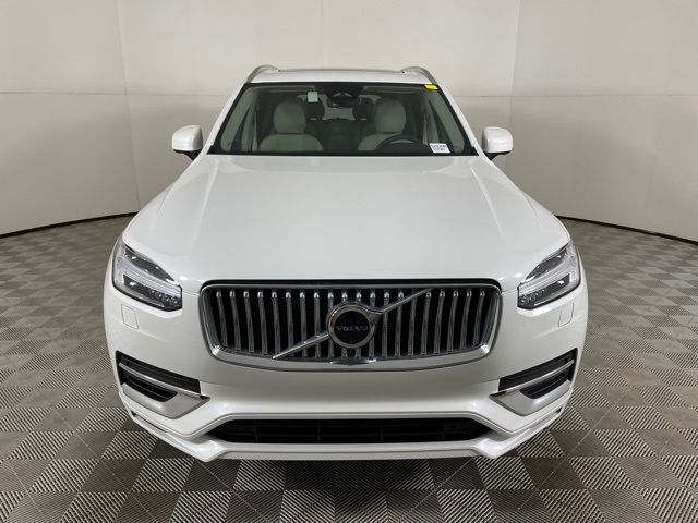 2025 Volvo XC90 Plug-In Hybrid Plus