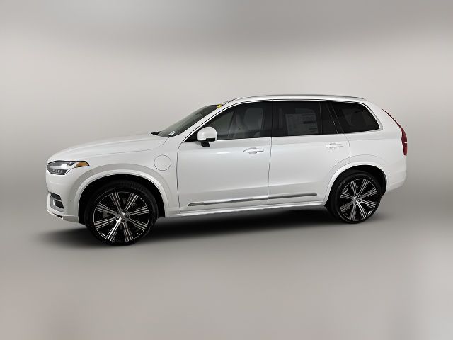 2025 Volvo XC90 Plug-In Hybrid Plus