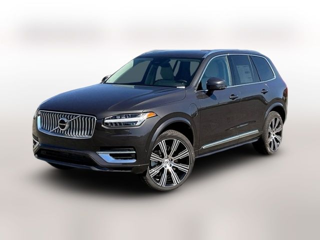 2025 Volvo XC90 Plug-In Hybrid Plus