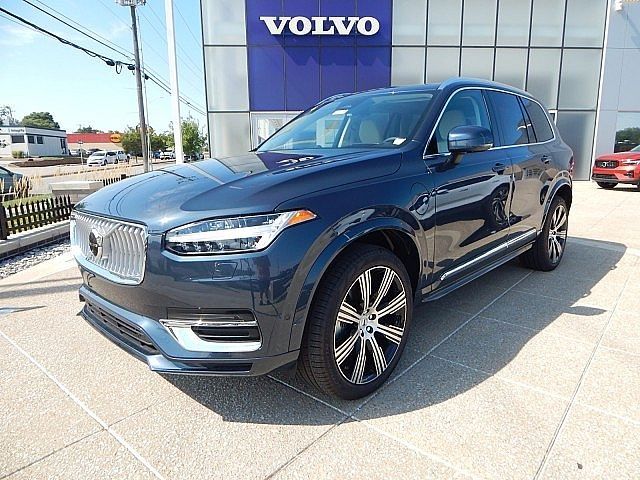 2025 Volvo XC90 Plug-In Hybrid Ultra