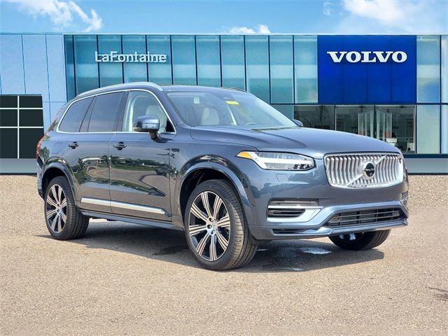 2025 Volvo XC90 Plug-In Hybrid Ultra