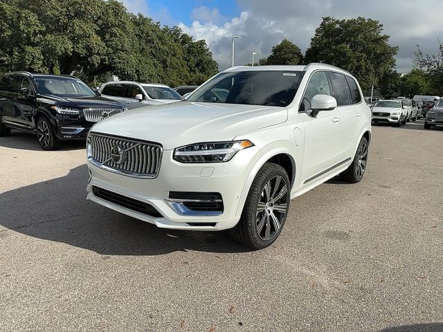 2025 Volvo XC90 Plug-In Hybrid Ultra