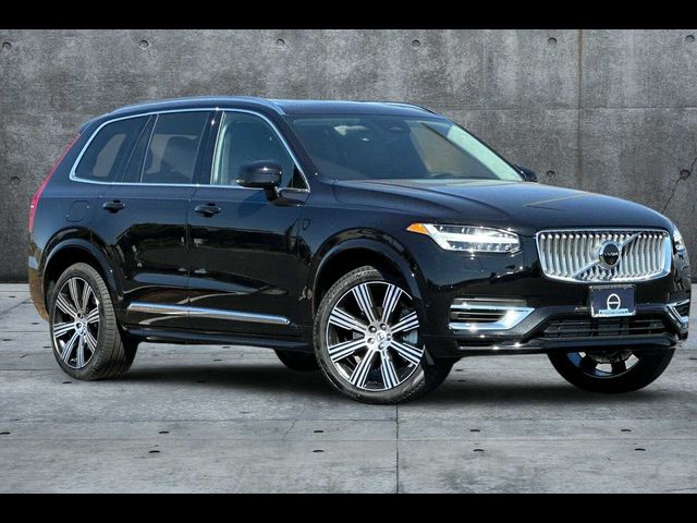 2025 Volvo XC90 Plug-In Hybrid Ultra