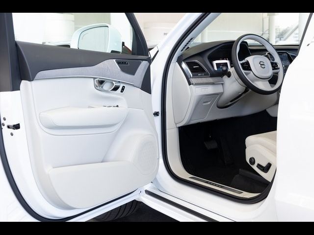 2025 Volvo XC90 Plug-In Hybrid Core