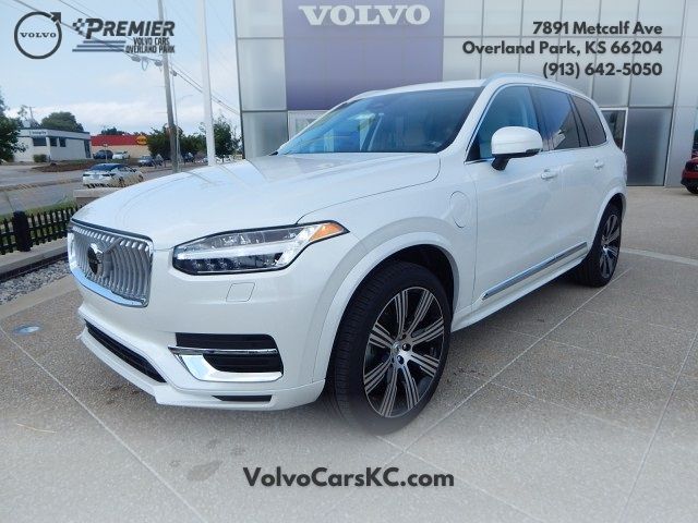 2025 Volvo XC90 Plug-In Hybrid Core