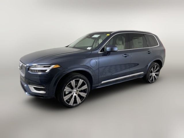 2025 Volvo XC90 Plug-In Hybrid Core