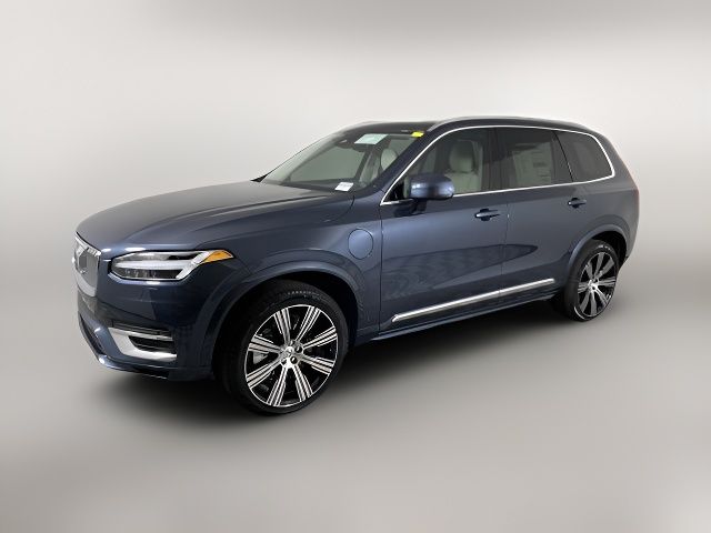 2025 Volvo XC90 Plug-In Hybrid Core