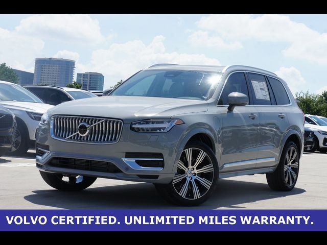 2025 Volvo XC90 Plug-In Hybrid Core