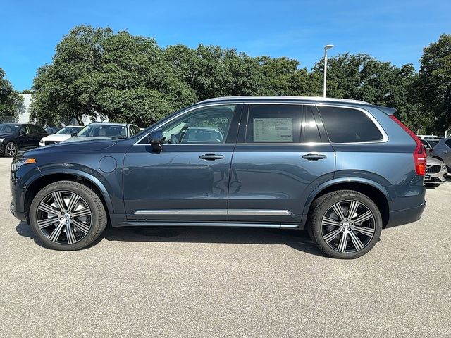 2025 Volvo XC90 Plug-In Hybrid Core