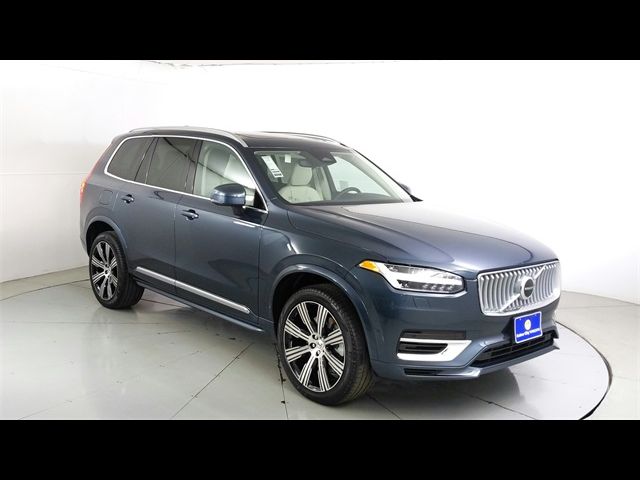 2025 Volvo XC90 Plug-In Hybrid Core