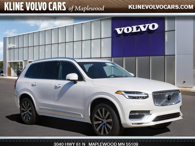 2025 Volvo XC90 Core