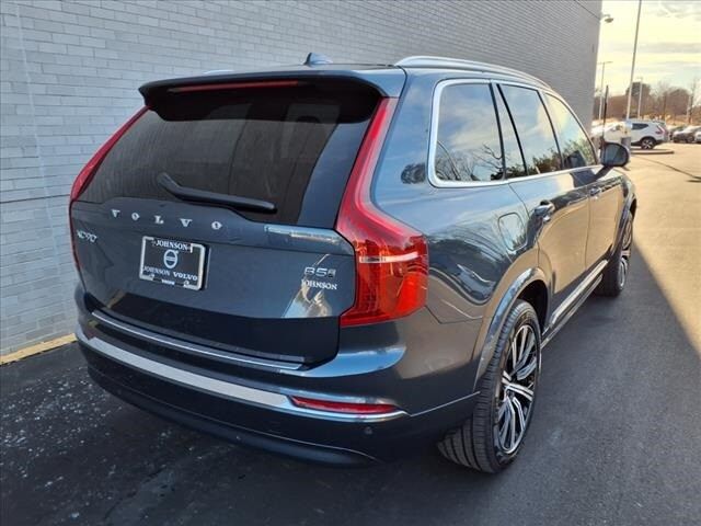 2025 Volvo XC90 Core