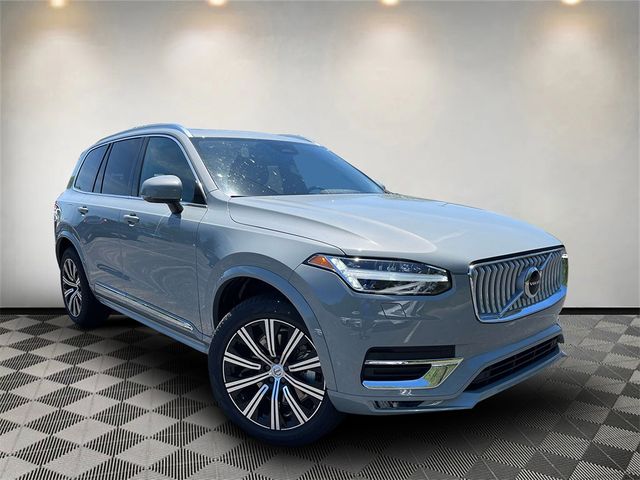 2025 Volvo XC90 Core