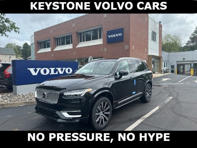 2025 Volvo XC90 Core