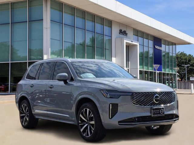 2025 Volvo XC90 Core