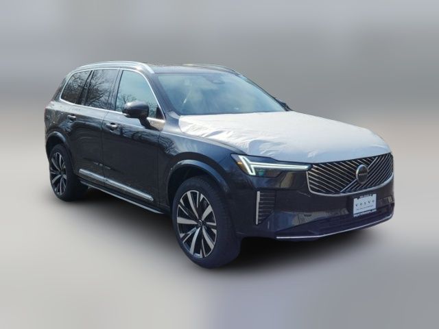 2025 Volvo XC90 Core