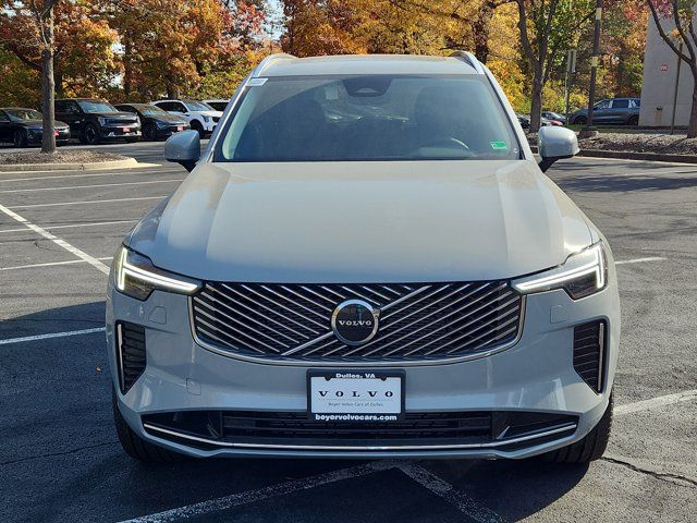 2025 Volvo XC90 Core