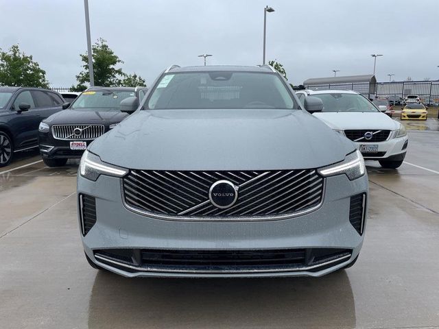 2025 Volvo XC90 Core