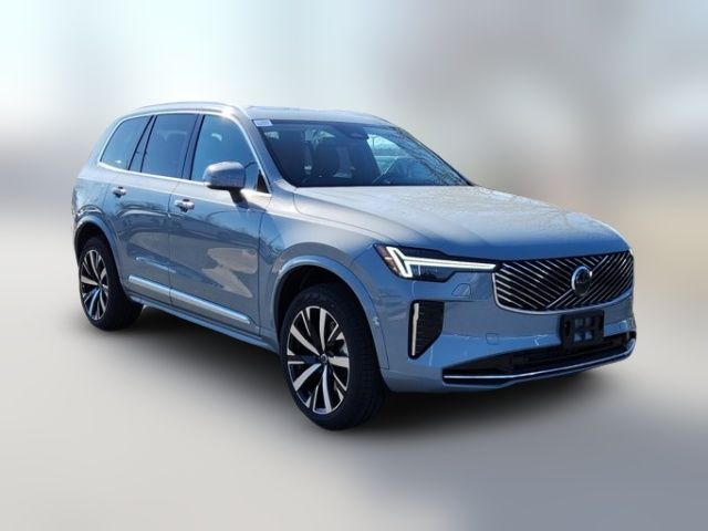 2025 Volvo XC90 Core